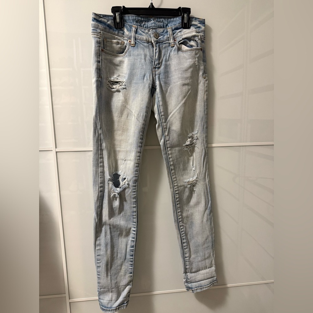American Eagle Outfitters Light Blue Skinny Jeans Distressed